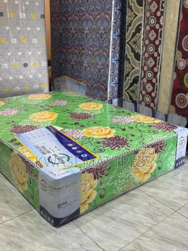 13 Inches Double Mattress Super High Density · Photo 4