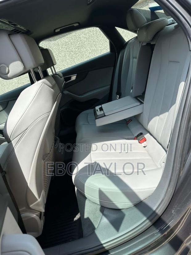 Audi A4 2.0T Premium AWD quattro 2019 Black