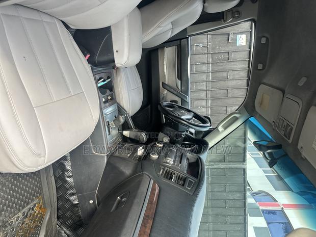 Mitsubishi Pajero 2010 Brown