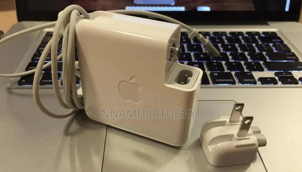 Macbook Type Ccharger photo 2