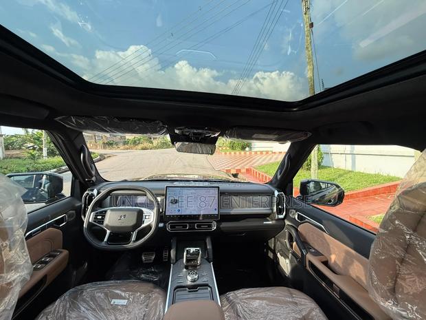 New Jetour T2 2.0 Petrol AWD 2025 Black photo 4