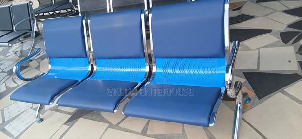 An Authentic 3 Seater Visitor