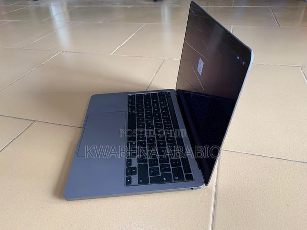 Laptop Apple MacBook Pro 2020 16GB Apple M1 SSD 512GB photo 2