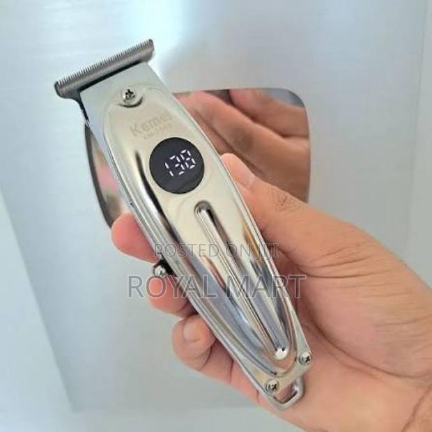 Chargeable Men Shaving Machine · Photo 4