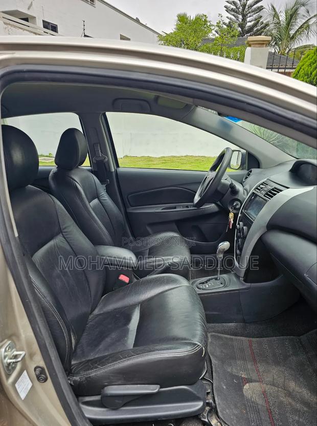 Toyota Vios 2010 Gold