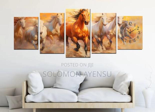 Quality 3 in 1 Wall Decor Frame Available in Different Colours photo 4