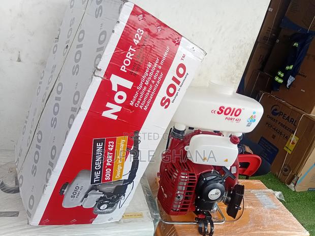 Solo 423 Portable Sprayer: Durable, Reliable, and Built for Tough Jobs · Photo 2