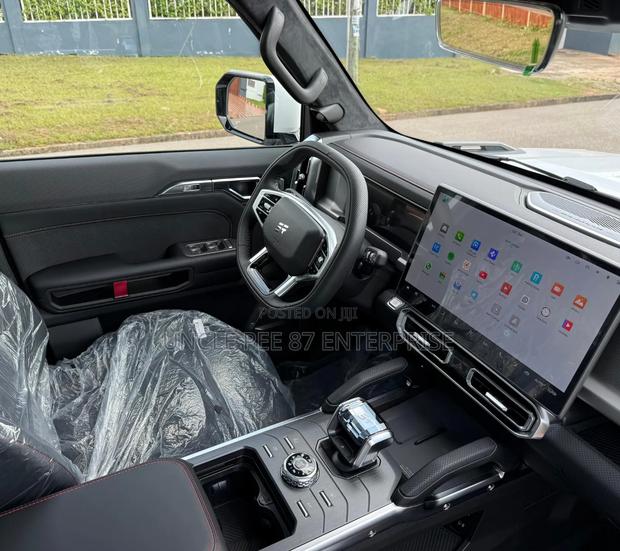 New Jetour T2 2.0 Petrol AWD 2025 White photo 11