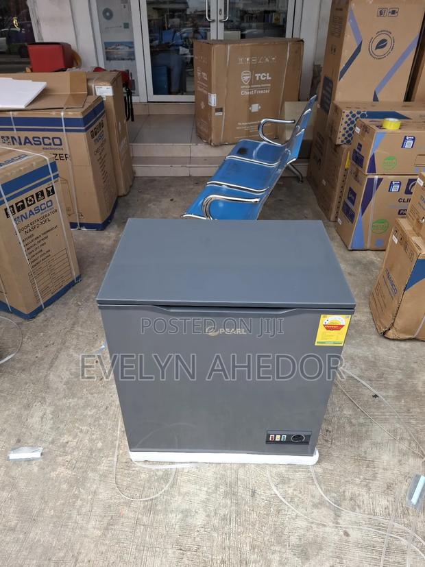 Pearl Chest Freezer Glass Top Door Available for Sale 150litres photo 3