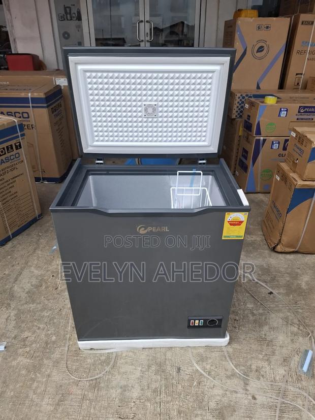 Pearl Chest Freezer Glass Top Door Available for Sale 150litres photo 6