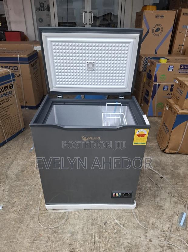 Pearl Chest Freezer Glass Top Door Available for Sale 150litres photo 7