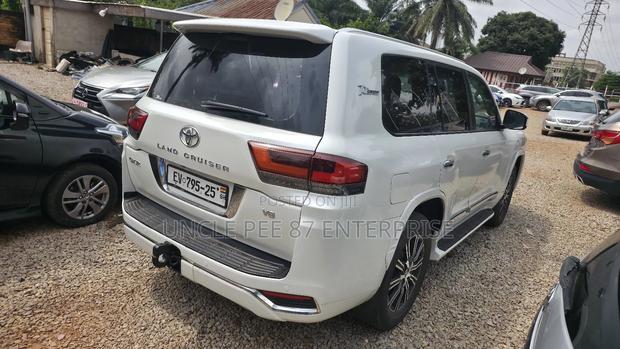 Toyota Land Cruiser 4.0 V6 GL 2014 White photo 11