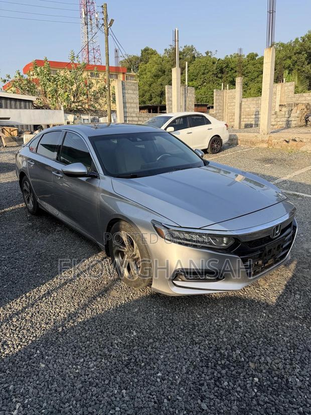 Honda Accord 2019 Silver