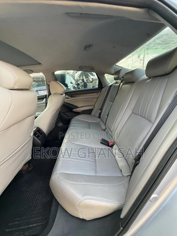 Honda Accord 2019 Silver