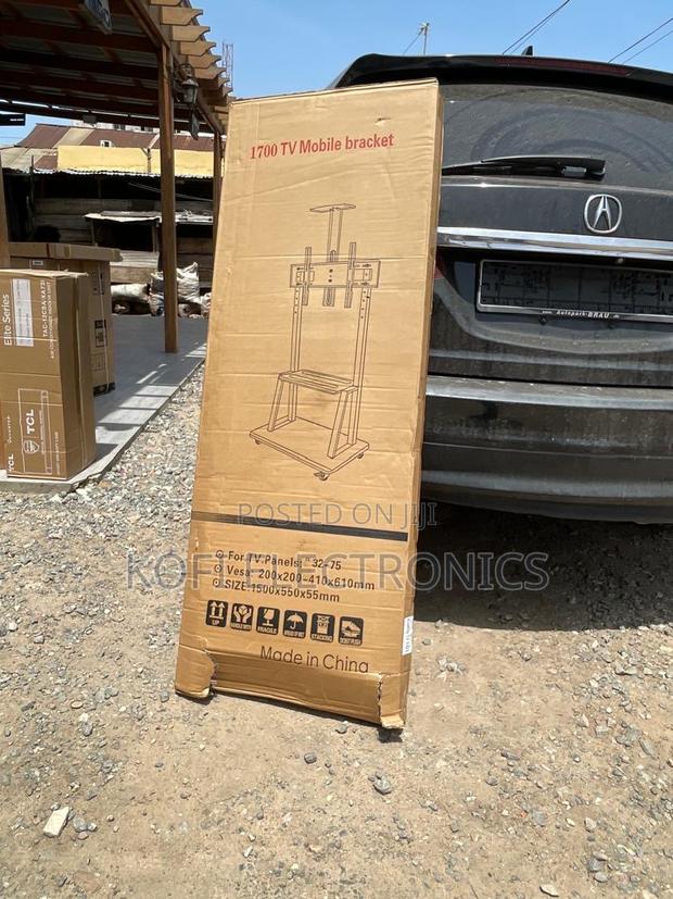 Steelcore 32-75” Elevatestand Ultimate Support, Zero Wobble · Photo 2