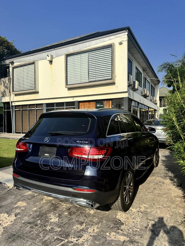 Mercedes-Benz GLC-Class 2016 Blue photo 10