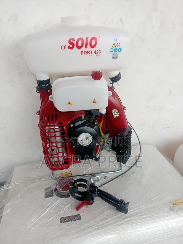 Solo 423 Motorized Knapsack Machine · Photo 2