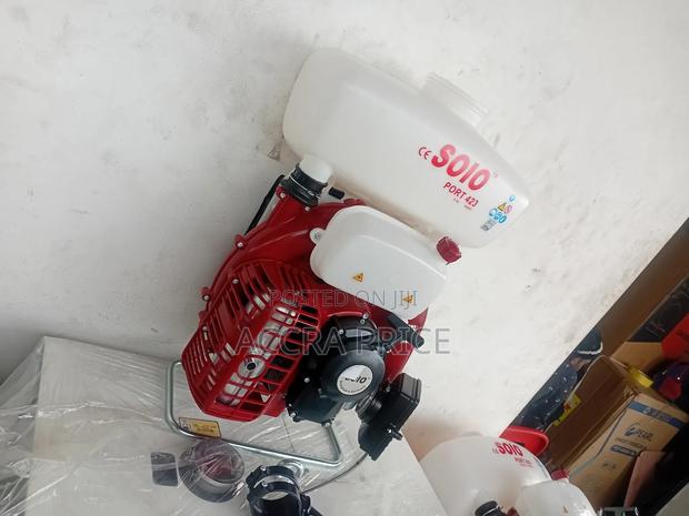 Solo 432 Backspark Sprayer Machine · Photo 2