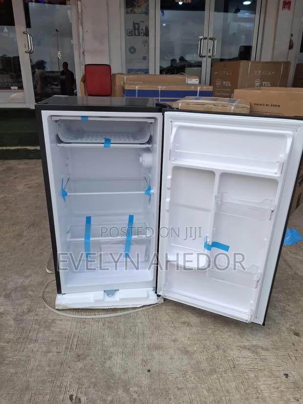 New Rainbow Table Top Fridge 90ltrs for Sale at Affordable Price photo 6
