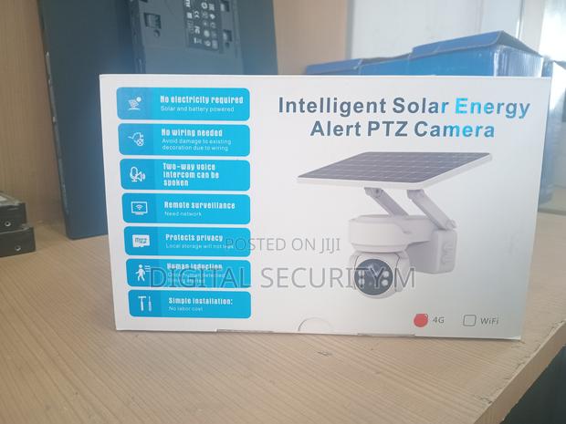 Intelligent Solar Energy Alert PTZ Camera
