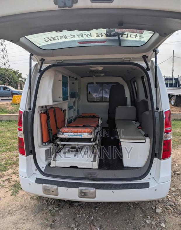 Hyundai Starex 2016 photo 13