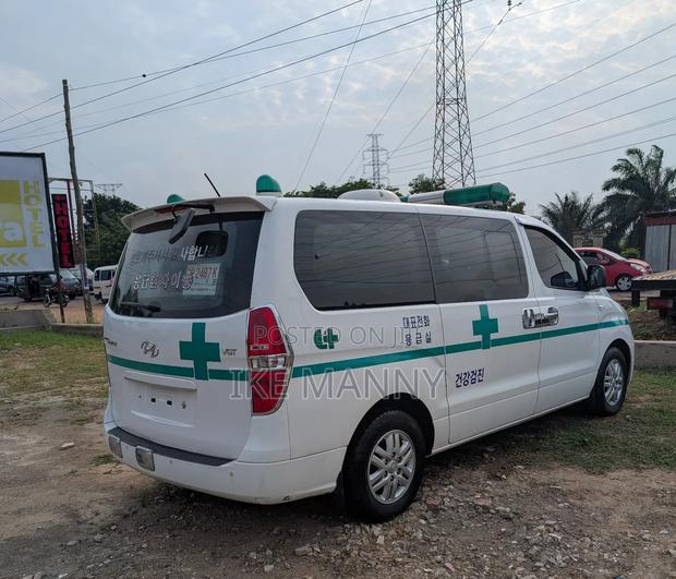 Hyundai Starex 2016 photo 15