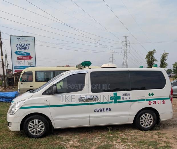 Hyundai Starex 2016 photo 18