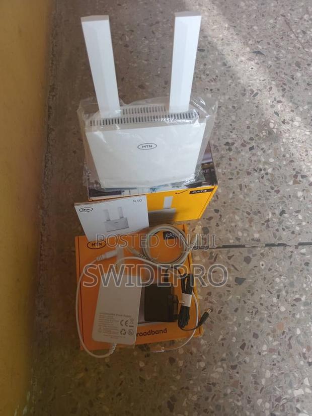 Fast MTN Cat 4 Universal Router + Power Bank · Photo 4