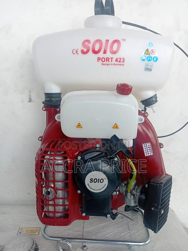 Field Solutions With Solo 423 Solo Sprayer Machine · Photo 2