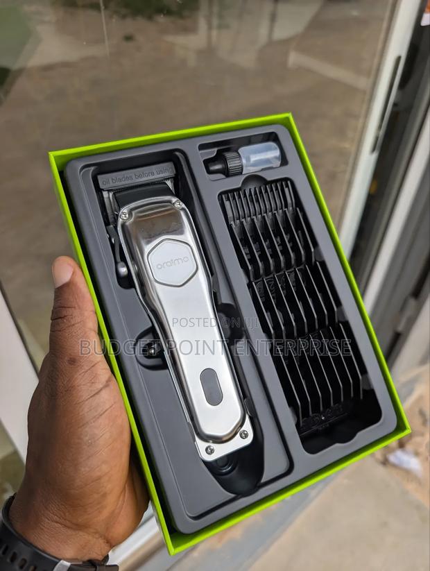 Oraimo Smart Clipper 2 Professional Rechargeable Wireless Hair Clipper photo 2