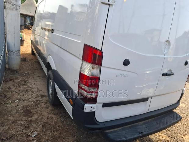 Mercedes-Benz Sprinter 2010 White