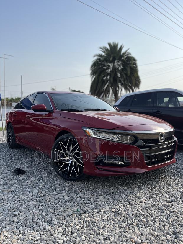 Honda Accord Sport 2018 Red · Photo 1