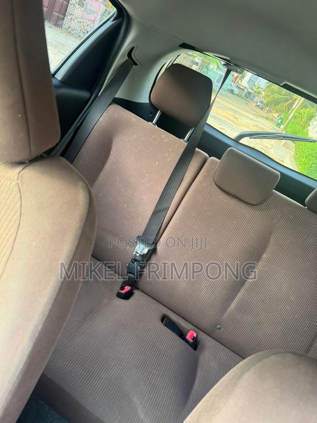 Toyota Vitz 1.3 AWD 3dr 2013 Brown