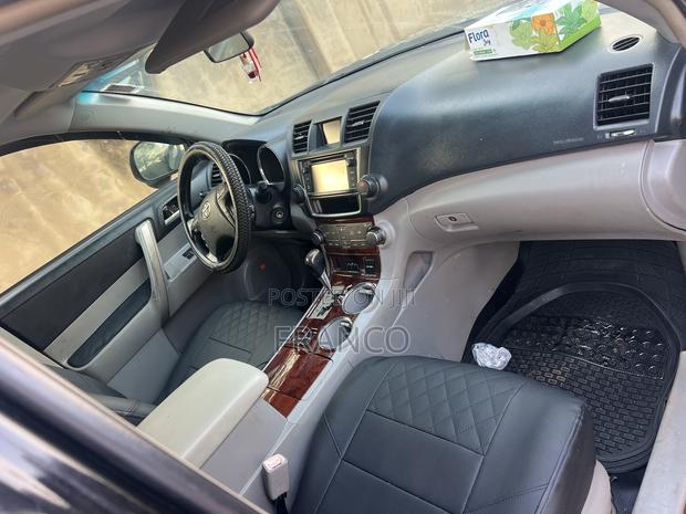 Toyota Highlander V6 2009 Black