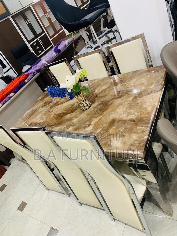 Marble Dining Set · Photo 3