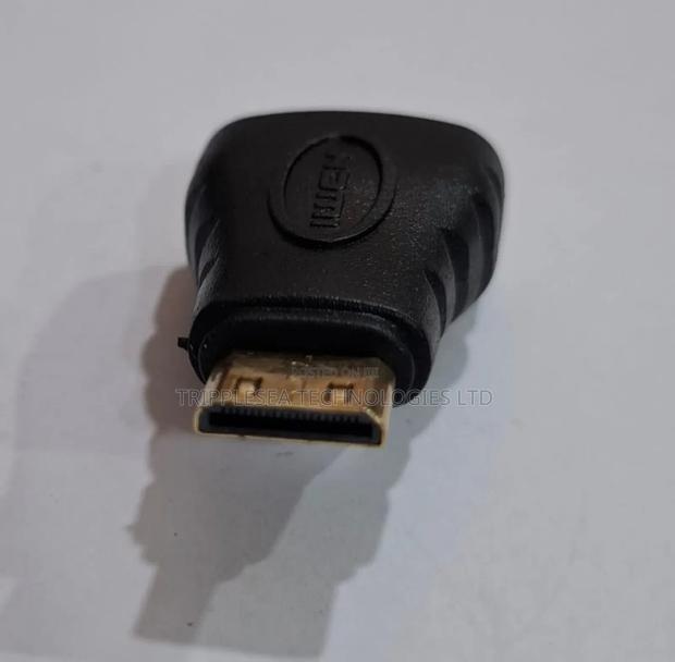 Mini Hdmi to Hdmi Converter · Photo 2