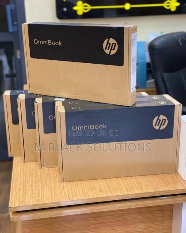 New Laptop HP OmniBook 5 Flip 8GB Intel Core I5 SSD 512GB photo 3