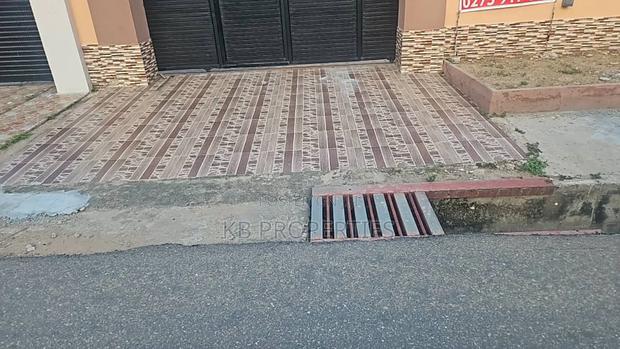 3bdrm House in Kb Properties, Spintex for rent · Photo 3