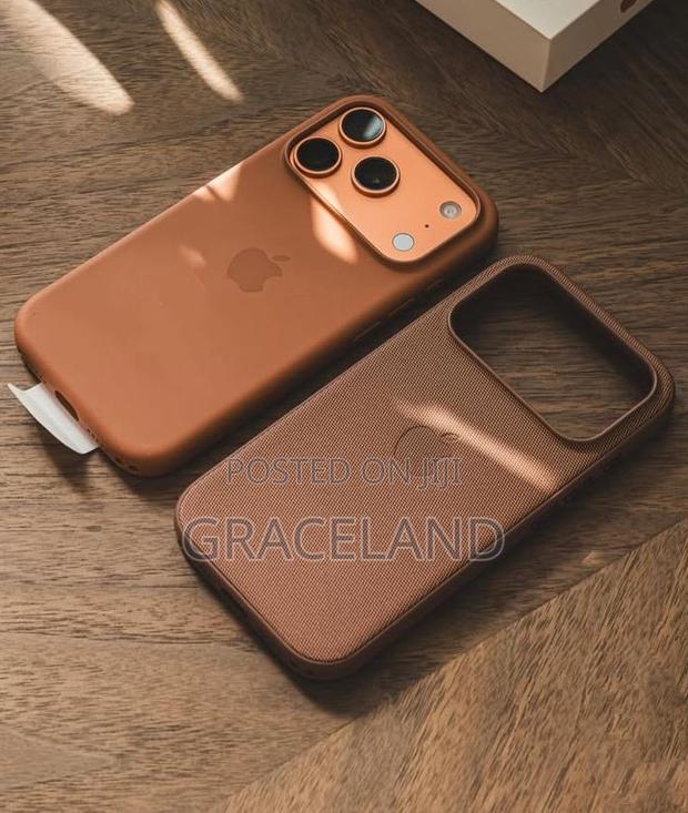 This Is Original Apple iPhone 17 Pro and 17 Pro Max Cases photo 2