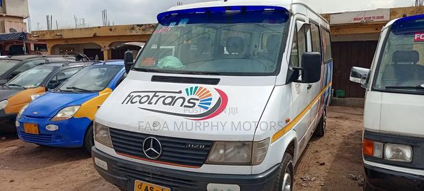 Mercedes-Benz Sprinter 2009 White photo 5