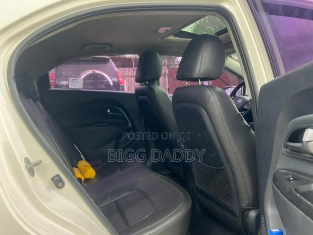 Kia Pride 2014 White