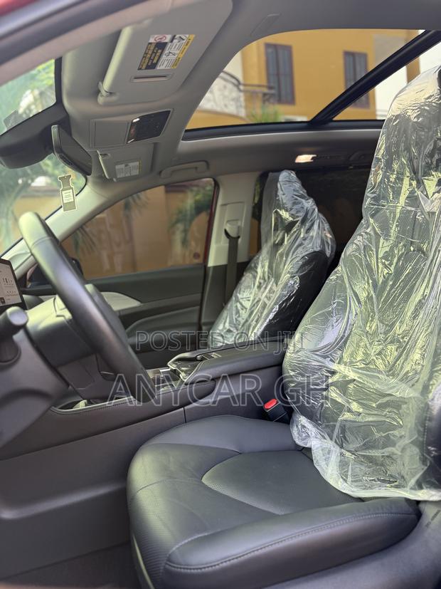 Toyota Grand Highlander 2024 Red