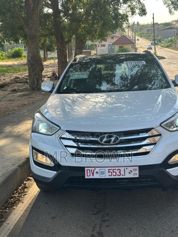 Hyundai Santa Fe Limited AWD 2016 White