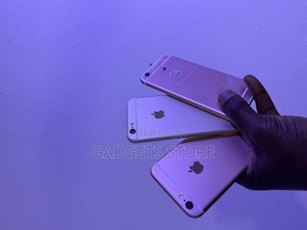 Apple iPhone 6s 64 GB Rose Gold photo 2
