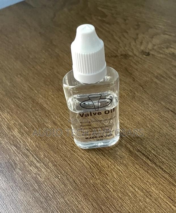 Trumpet Valve Oil · Photo 4