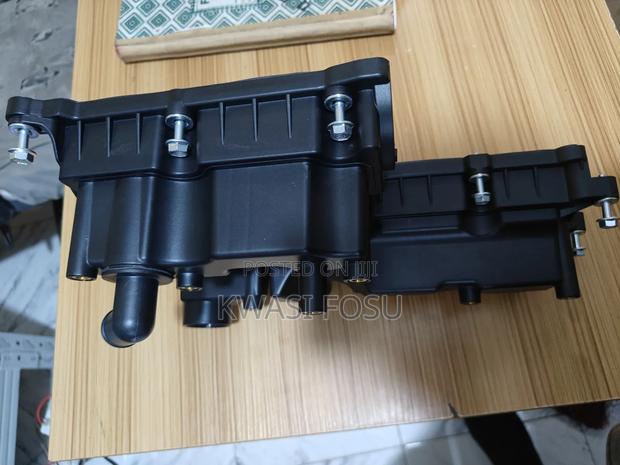 Ford Escape,Fiester,Transit Engine Valve Cover 1.6l 2013 To 2016 photo 6