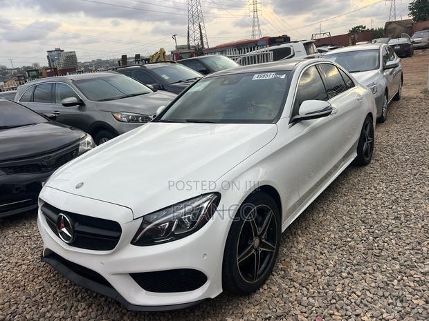 Mercedes-Benz C300 Sport 4Matic Sedan AWD (2.0L 4cyl 7A) 2017 White