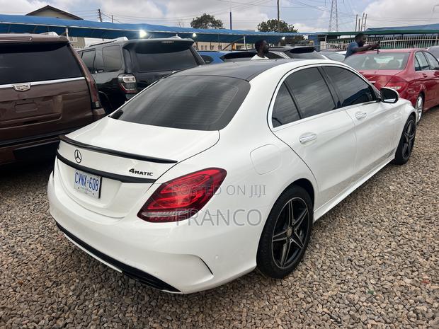 Mercedes-Benz C300 Sport 4Matic Sedan AWD (2.0L 4cyl 7A) 2017 White