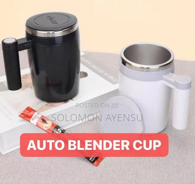 Quality Automatic Self-stirring Magnetic Mugs · Photo 4