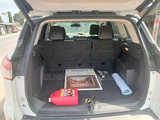 Ford Escape SE 4dr SUV AWD (1.6L 4cyl Turbo 6A) 2014 White